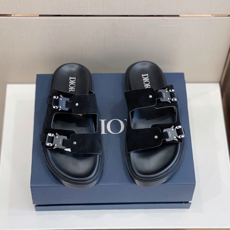 ch**an D*or slippers
